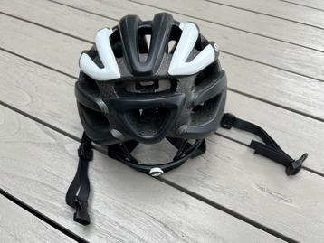 Giro fietshelm maat S beschikbaar voor biedingen