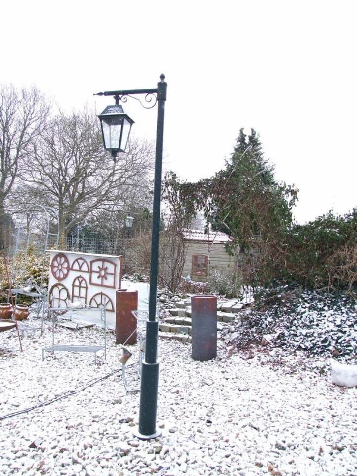 buitenverlichting lantaarnpaal verzinkt en zwart gecoat., Tuin en Terras, Buitenverlichting, Nieuw, Overige typen, IJzer, Minder dan 50 watt