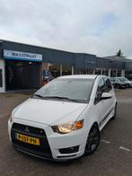 Mitsubishi 2010 Wit, Voorwielaandrijving, 15 km/l, 4 cilinders, Stationwagon