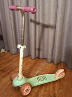 Leuke kinderstep met lichtgevende wielen, Ophalen