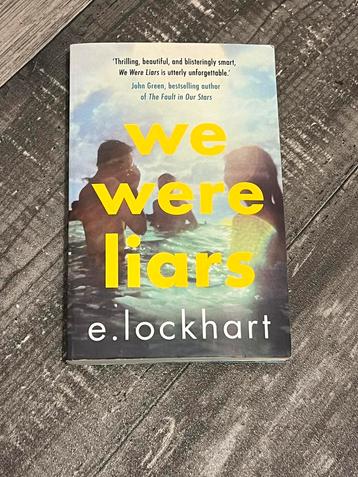 E. Lockhart - We were liars - engelse editie beschikbaar voor biedingen