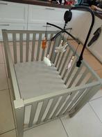 Taupe box met muziekmobiel en matras 100x80, Kinderen en Baby's, Boxen, Ophalen, Zo goed als nieuw