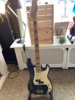 Custom made basgitaar, Muziek en Instrumenten, Ophalen, Zo goed als nieuw, Elektrisch