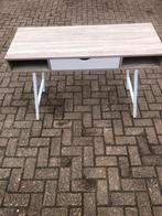 Leuk bureau, Ophalen of Verzenden, Zo goed als nieuw