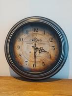Mooie wandklok diameter 43,5 cm, Ophalen of Verzenden, Zo goed als nieuw
