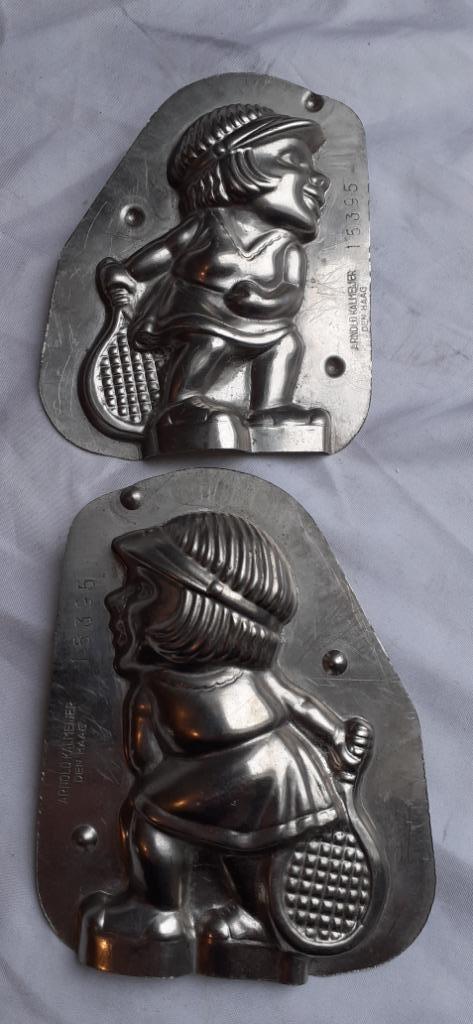 Antieke unieke chocoladevorm: Oude tennisspeelster, Antiek en Kunst, Curiosa en Brocante, Ophalen of Verzenden