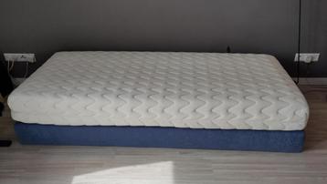 boxspring bed 200 x 90  beschikbaar voor biedingen