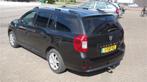 Dacia Logan MCV 0.9 TCe Prestige (bj 2014), Auto's, Voorwielaandrijving, Gebruikt, Zwart, Origineel Nederlands