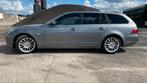 BMW 530i Touring AUT 2008 Grijs  - Edition - !Vol opties!, Auto's, Achterwielaandrijving, Zwart, 2000 kg, 2996 cc