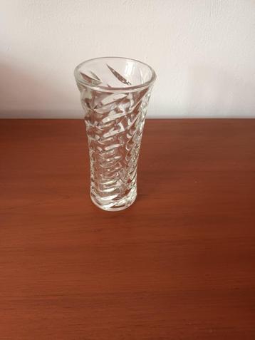 Vaasje/ Glas/ Italy/ Vintage beschikbaar voor biedingen