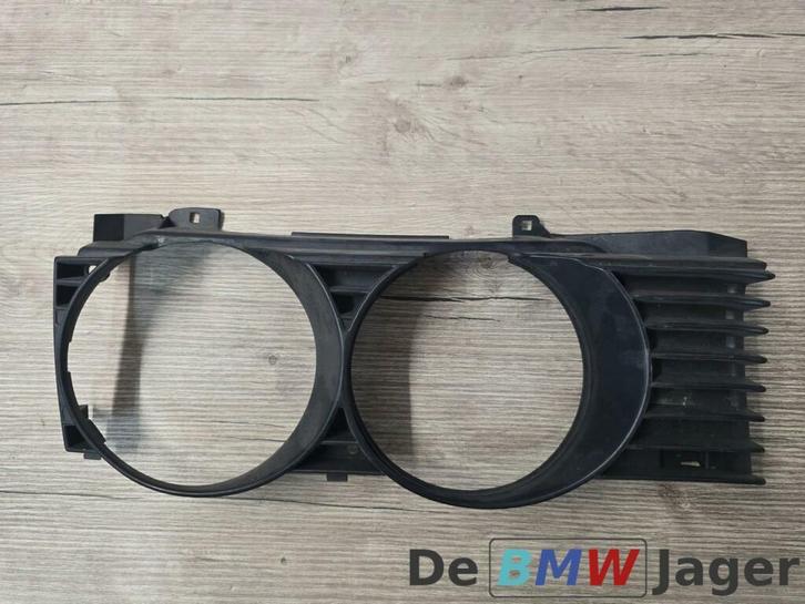 Grille rechts zwart BMW 7-serie E32 51131964862, Auto-onderdelen, Carrosserie en Plaatwerk, BMW, Gebruikt, Ophalen of Verzenden