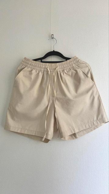 Beige Linen - Linen Shorts – Size L, Relaxed Fit beschikbaar voor biedingen