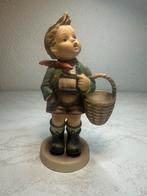 Hummel village boy - 51/0, Verzamelen, Ophalen of Verzenden, Zo goed als nieuw, Hummel