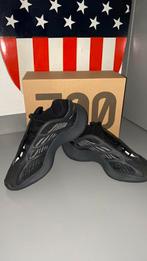 Yeezy boost 700 v3 dark glow originele schoenen, Kleding | Heren, Ophalen of Verzenden, Zo goed als nieuw