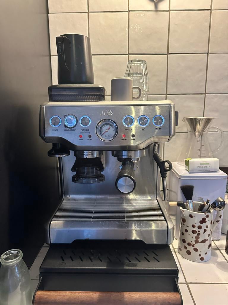 Solis/ Sage Espressomachine met bonenmaler (Barista express), Afneembaar waterreservoir, Espresso apparaat, Zo goed als nieuw