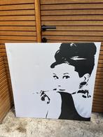 Audrey Hepburn canvas, Ophalen