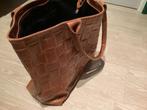 Mooie buine handtas/shopper, Sieraden, Tassen en Uiterlijk, Tassen | Damestassen, Ophalen of Verzenden, Zo goed als nieuw, Bruin