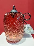 Oud roze glazen hanglamp met reliëf, Ophalen of Verzenden, Zo goed als nieuw, Glas, Minder dan 50 cm