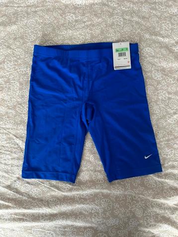 Nike shorts – nieuw beschikbaar voor biedingen