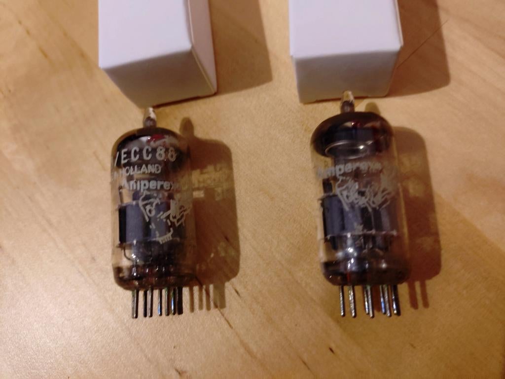 Ecc88 Amperex Bugle Boy matched pair, Ophalen of Verzenden, Buis of Buizen