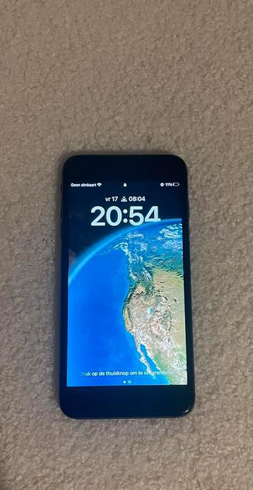 Iphone 8 plus- 64GB- werkt perfect beschikbaar voor biedingen