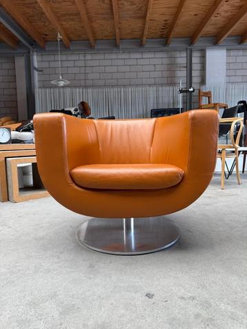 B&B Italia Tulip chair beschikbaar voor biedingen