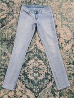 Levi's demi curve W26 L32 WMN Tulsi2632 Blauw, Blauw, Ophalen of Verzenden, Zo goed als nieuw, W27 (confectie 34) of kleiner