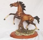 Paard beeld Capodimonte stijl 36 cm, Antiek en Kunst, Kunst | Beelden en Houtsnijwerken, Ophalen of Verzenden