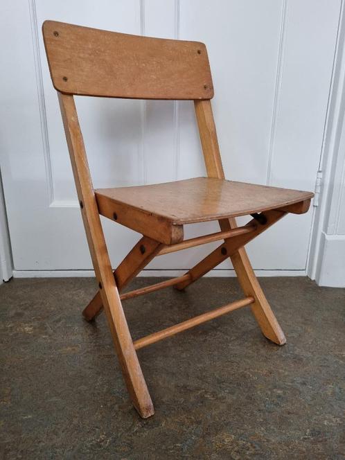 kinder klapstoel hout jaren 50 60 Herlag, Huis en Inrichting, Stoelen, Gebruikt, Eén, Hout, Bruin, Ophalen of Verzenden