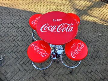 4 Coca Cola barkrukken + bartafel retro fifties sixties beschikbaar voor biedingen