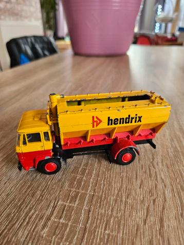 Hendrix vijzelwagen 1:50 beschikbaar voor biedingen