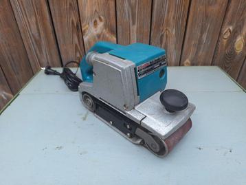 Makita 9042 bandschuurmachine beschikbaar voor biedingen