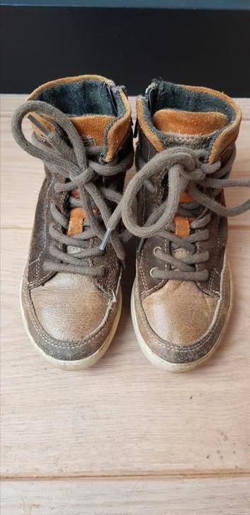 Leuke Le Coq Sportif jongensschoenen maat 28 beschikbaar voor biedingen