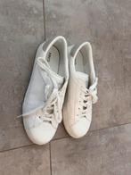 Witte sneakers Mango kids maat 39, Kleding | Dames, Schoenen, Mango, Wit, Zo goed als nieuw, Sneakers of Gympen