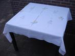 Linnen tafelkleed 120x150 met borduursels (met Bloemmotief)!, Ophalen of Verzenden, Gebruikt, Rechthoek, Binnen