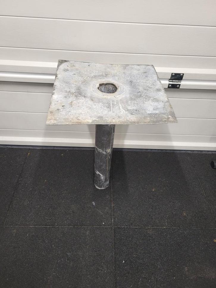 Onderuitloop Lood dakdoorvoer 57cm kiezelbak, Doe-het-zelf en Verbouw, Metalen, Nieuw, Lood, Ophalen