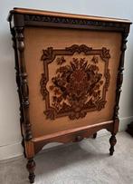 Antieke geluidsbox/ versterker, Ophalen