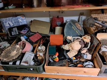 Diverse vintage rommelmarktspullen rommelmarkt spullen  beschikbaar voor biedingen