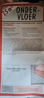 Gratis afhalen in Zutphen: 2 hele en 1 halve vloerplaat., Ophalen, Overige materialen, 30 cm of meer, 50 tot 150 cm