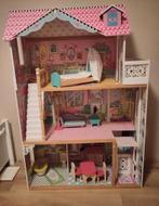 Mooi poppenhuis / Barbiehuis met meubels, Kinderen en Baby's, Speelgoed | Poppenhuizen, Ophalen, Gebruikt, Poppenhuis