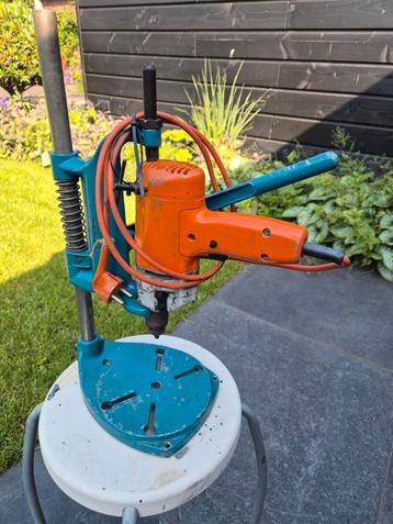 Black & Decker kolom boormachine beschikbaar voor biedingen