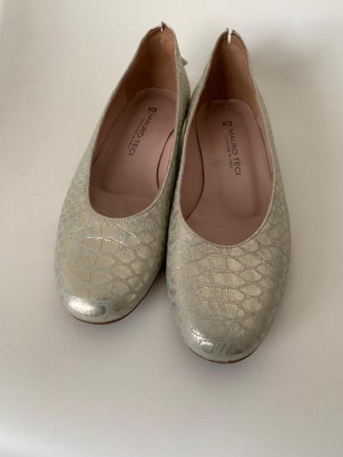 Mauro Teci, gouden handgemaakte ballerina’s maat. 37, Kleding | Dames, Schoenen, Zo goed als nieuw, Ballerina's, Overige kleuren