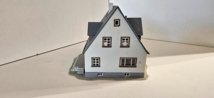 Modelhuis voor modelspoorbaan of verzameling, Antiek en Kunst, Antiek | Speelgoed, Ophalen of Verzenden