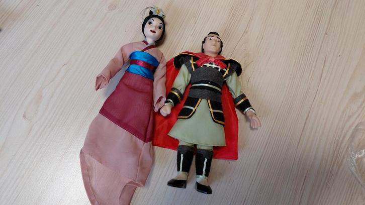Mulan Disney poppen, Verzamelen, Disney, Zo goed als nieuw, Ophalen of Verzenden