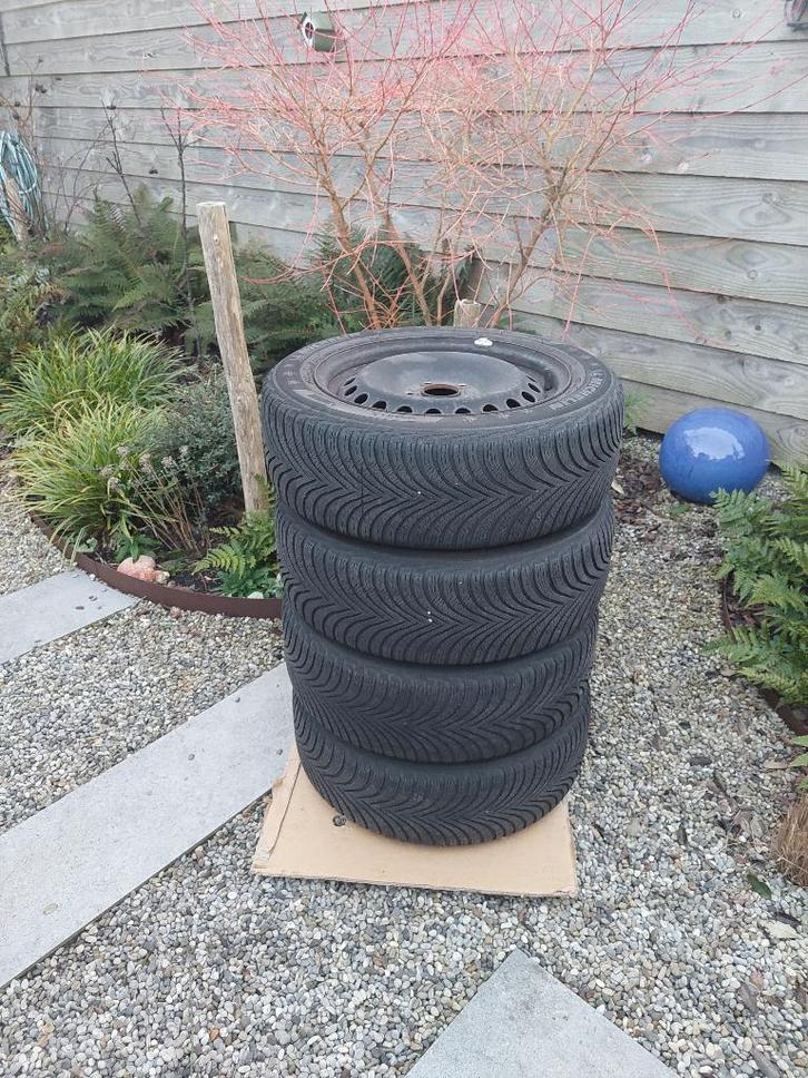 Michelin Winterbanden 205/55/R16, Auto-onderdelen, Banden en Velgen, Banden en Velgen, Winterbanden, 16 inch, 205 mm, Personenwagen