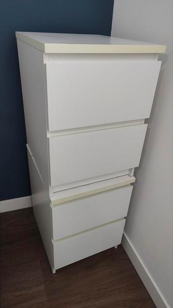 2 witte Malm nachtkastjes (Ikea) - afbeelding 2