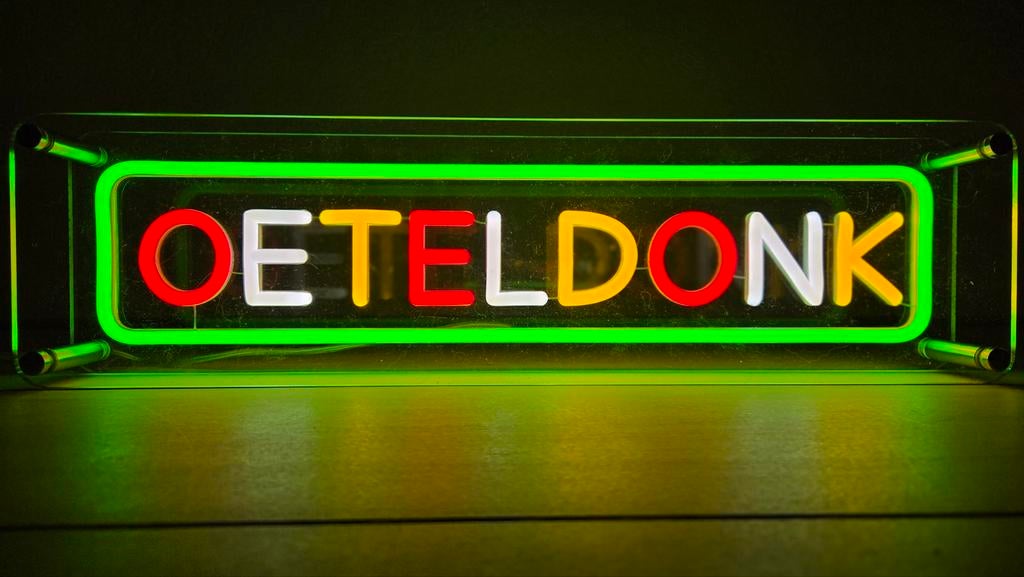 Oeteldonk Soft Neon Led sign box / lamp, Ophalen, Led-lamp, Minder dan 30 watt, Nieuw
