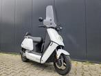 Als nieuw NIU N Sport 45km Elektrische scooter maar 2460KM!, Ophalen of Verzenden, Zo goed als nieuw, NIU, Overige merken