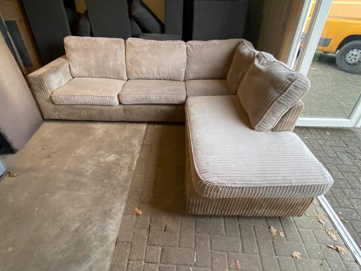 !!ACTIE!! BEIGE/LICHTBRUINE HOEKBANK, GRATIS LEVERING, Huis en Inrichting, Banken | Bankstellen, Zo goed als nieuw, Hoekbank, Vierpersoons of meer