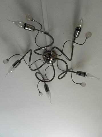Leuke plafond lamp beschikbaar voor biedingen